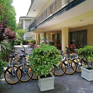 Devon & Breakfast Hotel Cesenatico